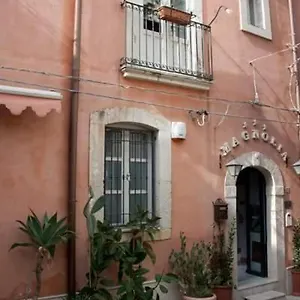 Italiana Magnolia Bed & Breakfast