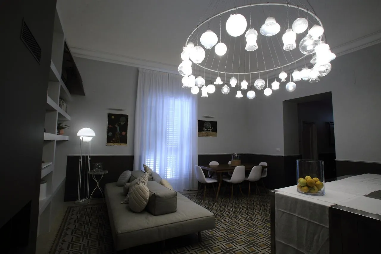 Avolio Tailored Rooms Syrakus 3*,